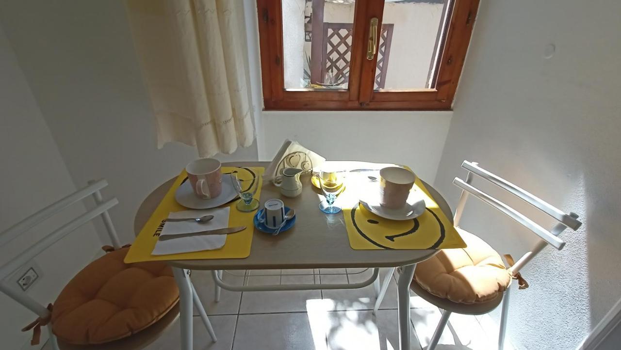 Le Peonie Guest House Alghero Exterior photo